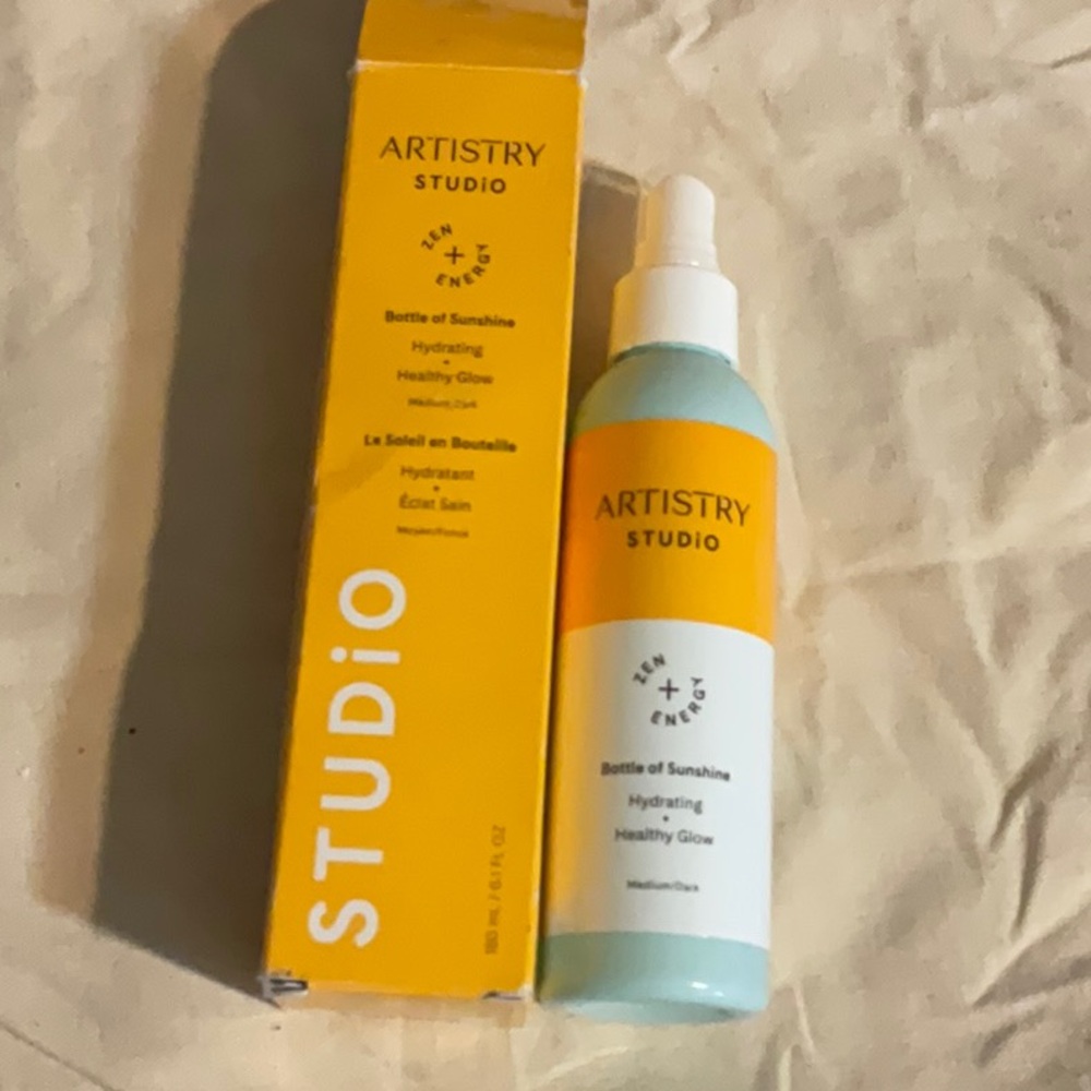 Hydrating Glow Skincare - Yellow and White
